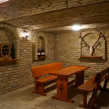 Beli Panzio 住宿加早餐酒店 Bakonybél